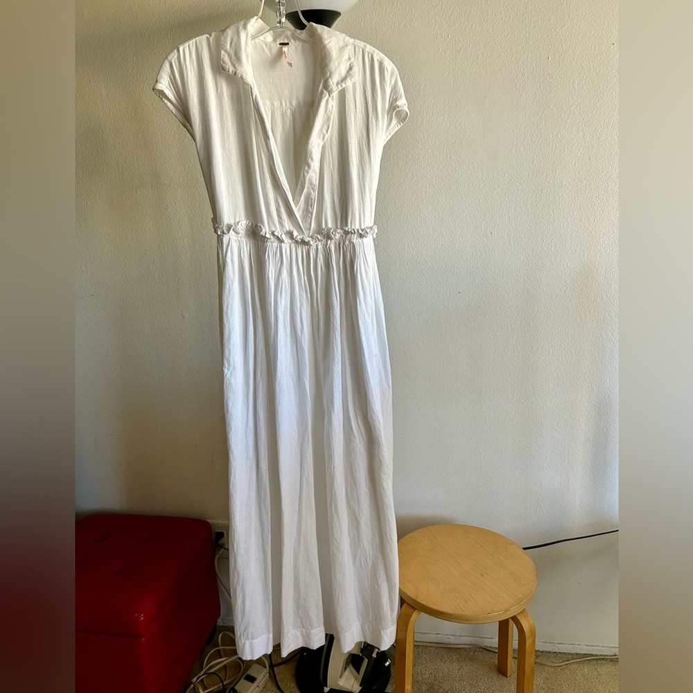Free People White Maxi Dress with V-Neck and Cap Sleeves - Picture 10 of 14
